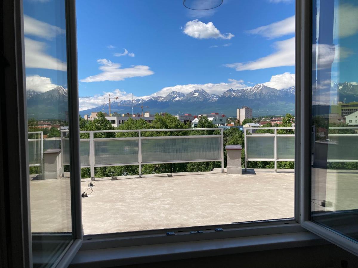 Apartman Hightatras View Centrum Poprad Esterno foto